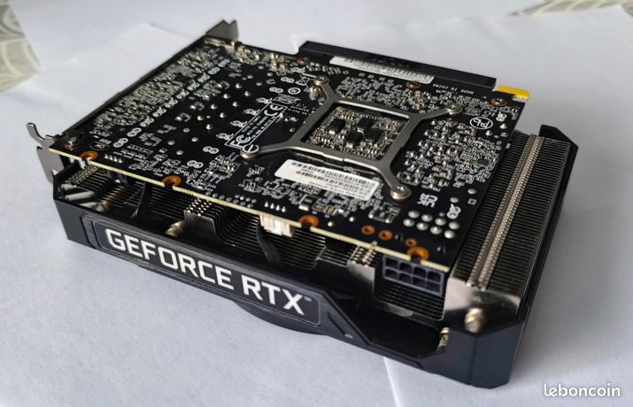 Carte Graphique GeForce Rtx 3050 6gb Gainward en excellent état