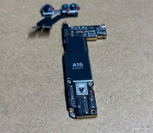 Carte mere iphone 13