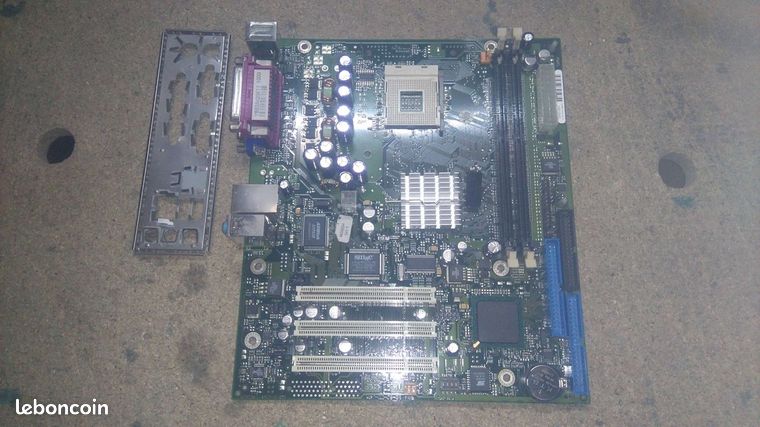 Carte mere W26361-W51-X-05 socket 478