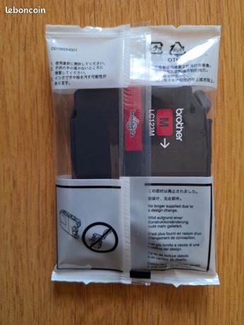 Cartouche originale BROTHER LC123 M magenta