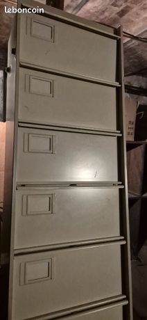 Casiers métalliques industriels