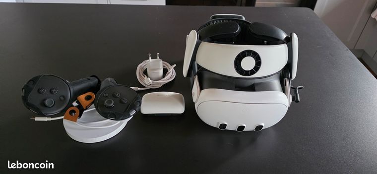 Casque Meta Quest 3 VR et accessoires