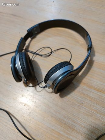 Casque audio filaire avec arceau réglable