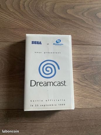 Cassette vhs dreamcast très rare faire offre