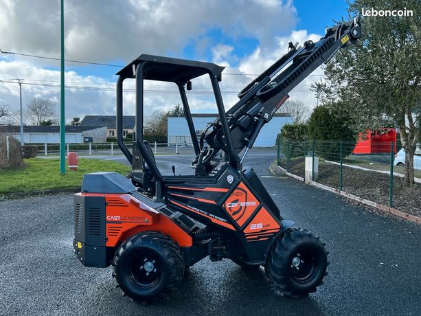 Cast Loader GENESIS 25HP