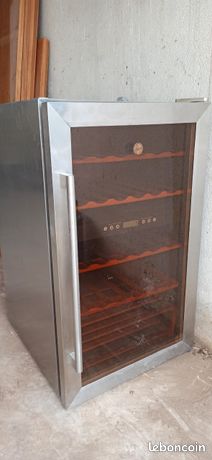 Cave à vin inox hoover 140 l