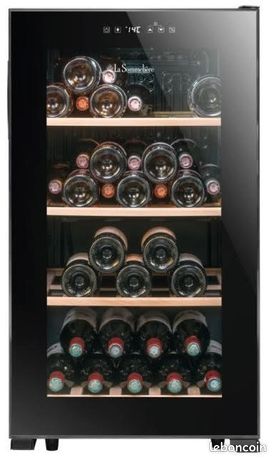 Cave a vin marque LA SOMMELIERE type LS52BLACK 52 Bouteilles