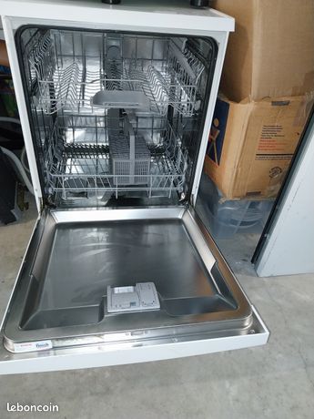 ce lave vaisselle BOSCH