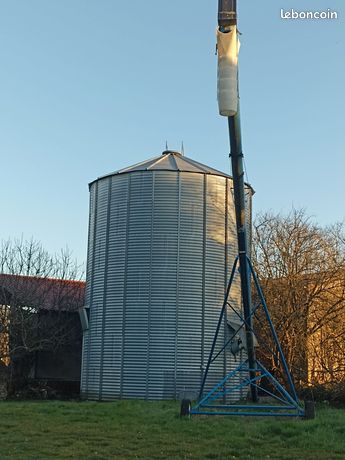 Cellule extérieure et vis à grain