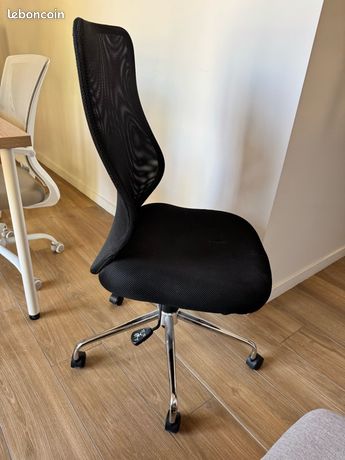 Chaise de bureau noir