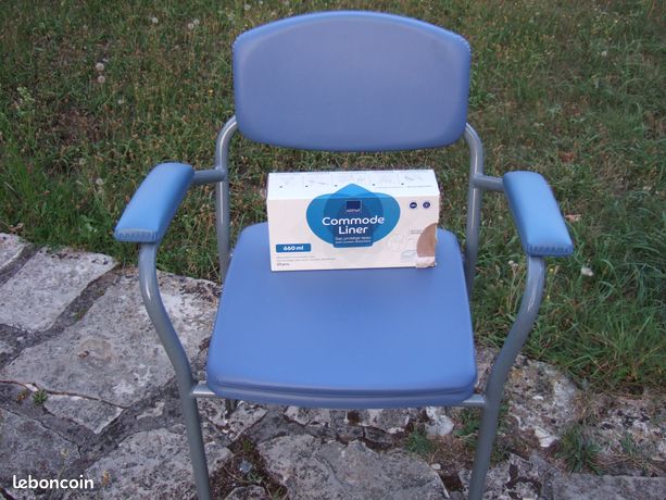 Chaise perce handicape neuve pour besoin