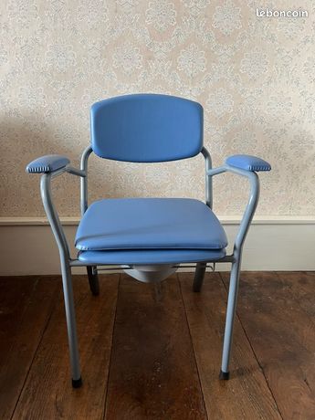 Chaise Percée - garde robe