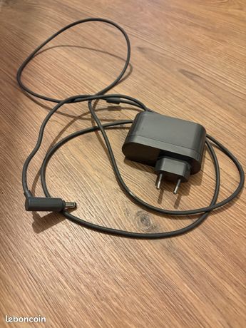 Chargeur aspirateur balais Dyson V6