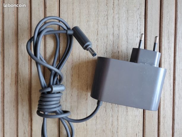 Chargeur batterie dyson V8 original