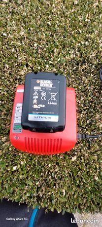 Chargeur black et Decker avec batterie