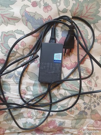 Chargeur Microsoft Surface 44W 1800