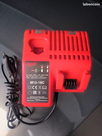 Chargeur Milwaukee