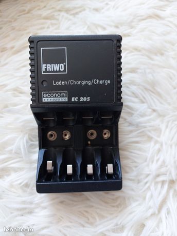 Chargeur Pile FRIWO