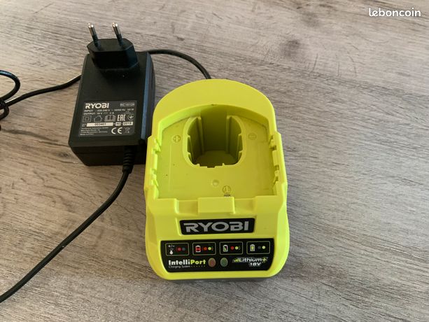 Chargeur Ryobi