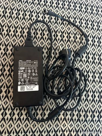 Chargeur station dell 180 W