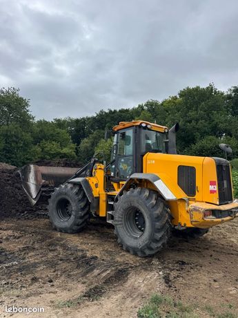 Chargeuse jcb 427ht