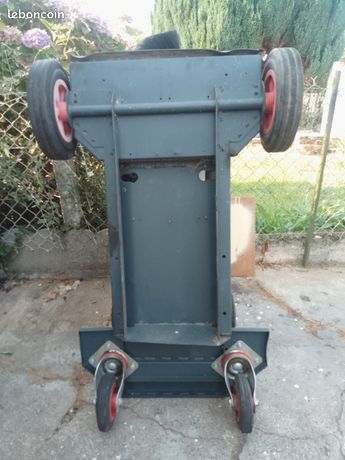 Chariot de manutention