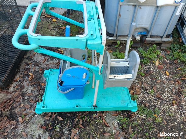 Chariot de nettoyage