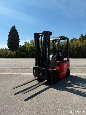 Chariot élévateur 2T | Batterie lithium-ion NEUF