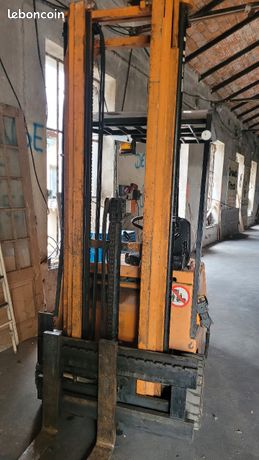 Chariot elevateur still