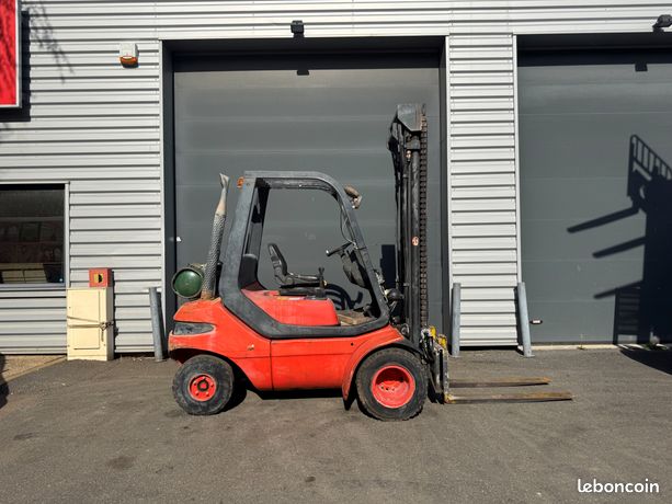 Chariot élévateur thermique gaz 2500 kg Fenwick