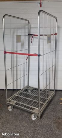 Chariot transport rolls