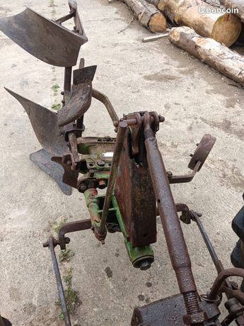 Charrue 1 socle bon état