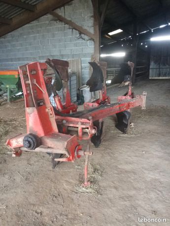 CHARRUE 3 Fers réversible