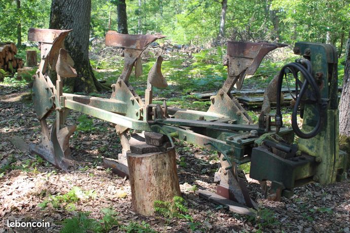 Charrue Souchu-Pinet 3 corps