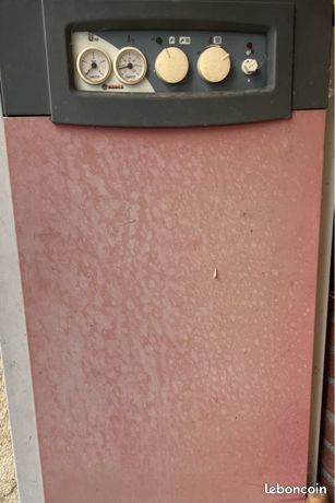 Chaudière fioul au sol avec ballon intégré jamais utilisée
