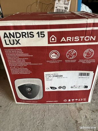 Chauffe eau électrique Ariston sous évier 15L