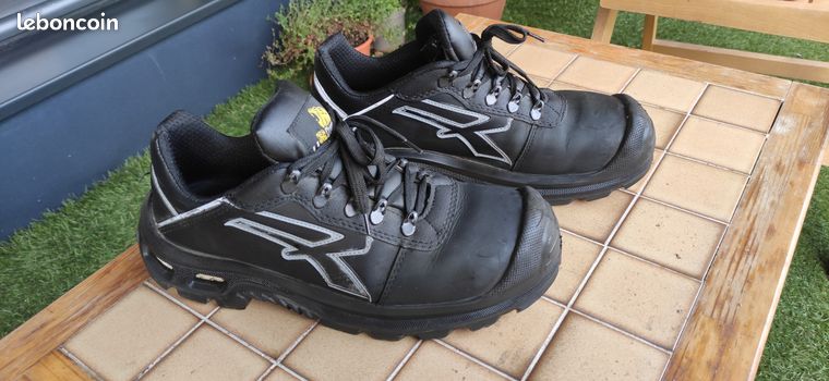 Chaussures de sécurité basses - Taille 44 - U Power - TIM s ESD - S3S CI FO SR NOIR