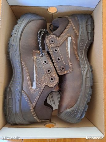 Chaussures de sécurité neuve pointure 43