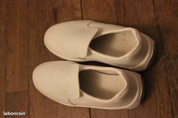 Chaussures de sécurité restauration/ boulangerie taille 40