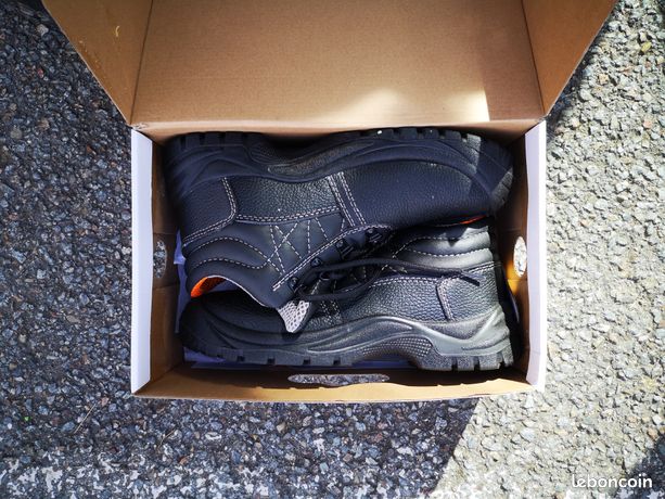 Chaussures sécurité neuves