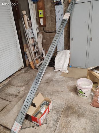 Chemin de cables Legrand P31 auto haut.50mm larg.100mm et accessoires de fixation