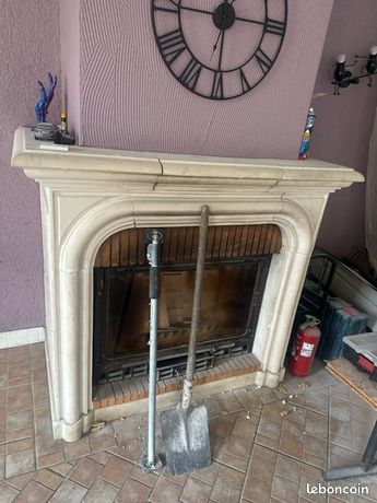 Cheminée en pierre plus insert