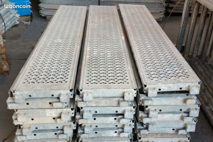Cherche plancher échafaudage 3m HS