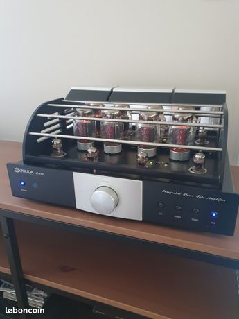 CHÎNE HI-FI Ampli à tubes Jolida, Platine Vynile Rega, Lecteur CD Rotel, Enceinte Q-Acoustics