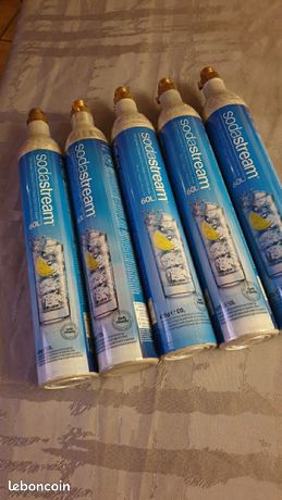 Cinq recharges Sodastream vides système à visser