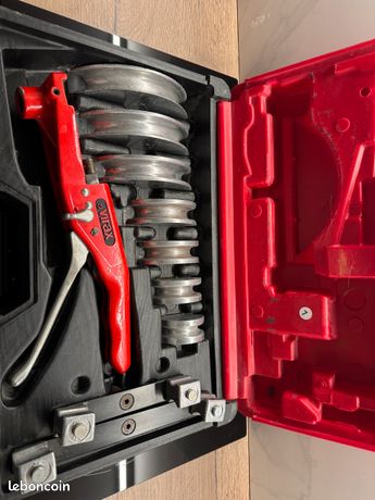 Cintreuse arbalete virax TBE