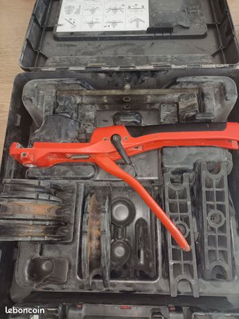 Cintreuse arbalète virax