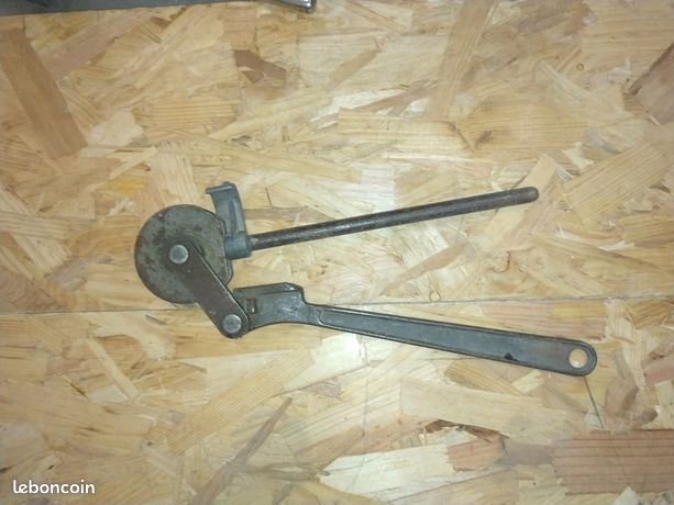 Cintreuse Virax 14 mm