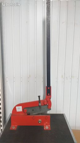 Cisaille à Tôle