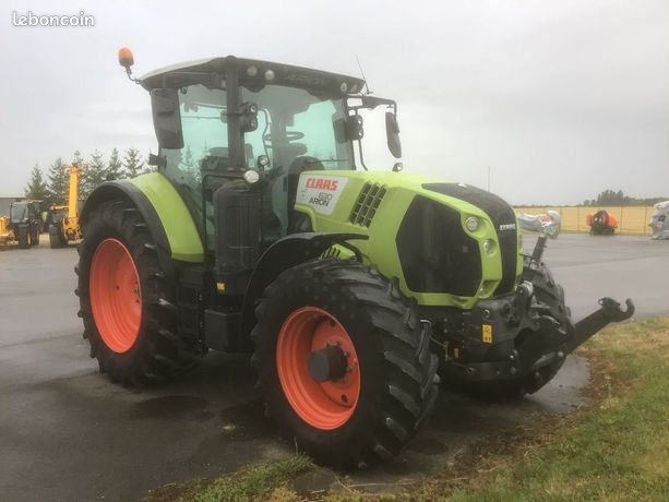 Claas Arion 630 business hexashift